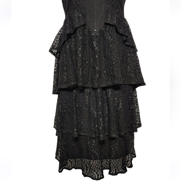 Gothic Alfani Black Lace Sleeveless Tiered Ruffle Dress Size XL - Picture 6 of 8